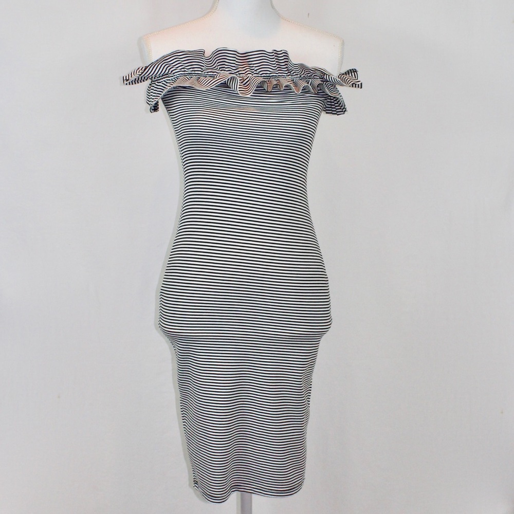 Zara Off The Shoulder Dress Size S